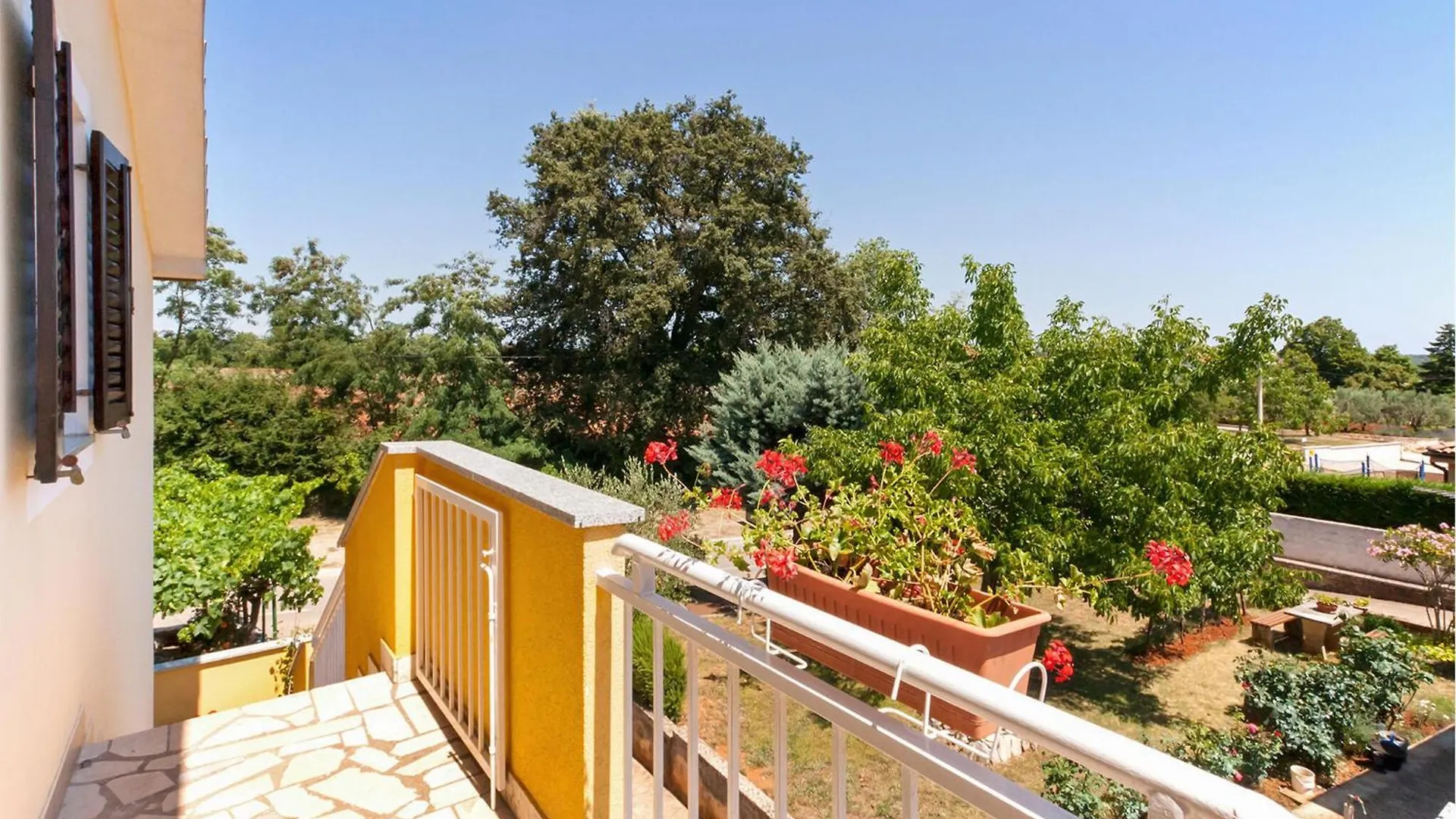 1 Bedroom Awesome Apartment In Marcana Croatia